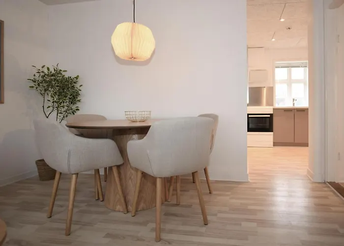 2 Bedroom Beautiful In 公寓 布勒鲁普