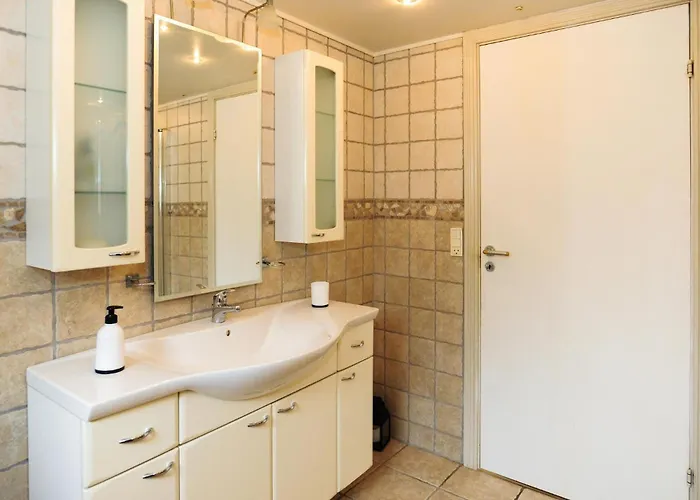 2 Bedroom Beautiful In